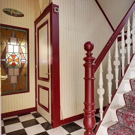 Bed & Breakfast In *