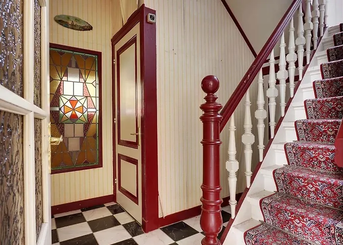 Oda ve Kahvaltı Rustig Bij De Rijn - *